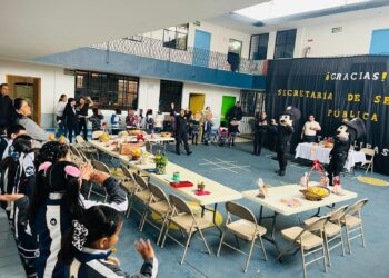 Reconoce escuela de Ciudad Madero labor de la Guardia Estatal de Género