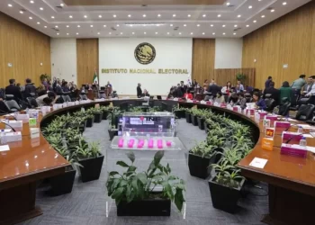 INE ordena publicar listas de candidaturas para elección judicial que envió el Senado