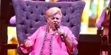 ‘Rata de dos patas’ de Paquita la del Barrio: así surgió y a quién está dedicada la famosa canción