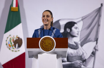 En la lucha bilateral antidrogas con EU, cooperación sin subordinación ni injerencismo: Sheinbaum