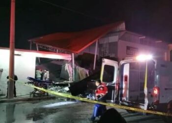 Explosión en salón de eventos deja dos personas fallecidas