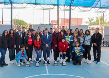 Rector de la UAT sostiene encuentro con estudiantes de la UAM Matamoros