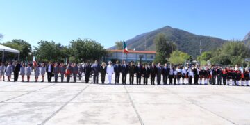 Preside gobernador de Tamaulipas Américo Villarreal ceremonia del Día de la Bandera en C. Victoria