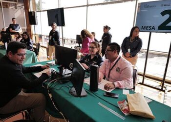 Ofertará el IMSS más de 8 mil plazas de especialistas en todo México