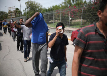 Casi cinco millones de mexicanos en riesgo de deportación en Estados Unidos