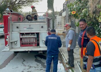 Explosión de tanque de gas deja tres lesionados en la Col. Ascensión Gómez de Victoria