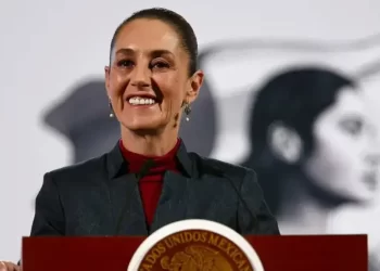 Gobernadores mexicanos respaldan a Sheinbaum tras anuncio de Trump por aranceles