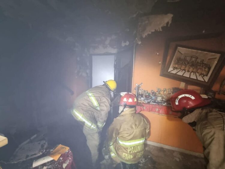 Bomberos sofocan incendio de vivienda en Col. Rincón de Tamatán