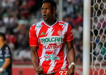 Necaxa se impone 3-2 sobre el colero Santos Laguna