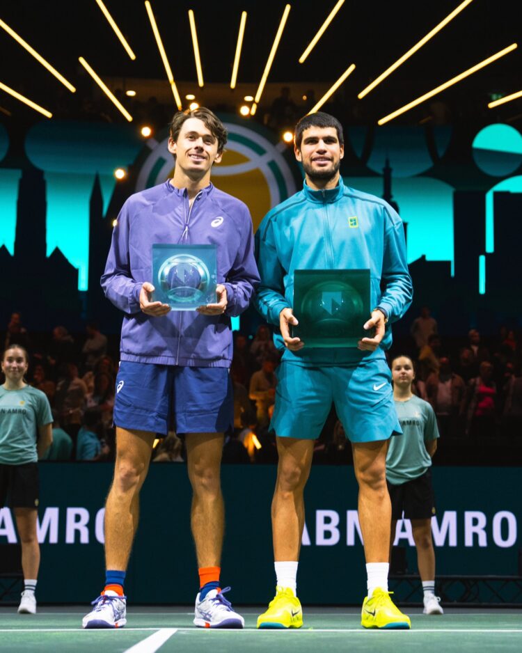 Carlos Alcaraz conquista Rotterdam y se estrena en 2025