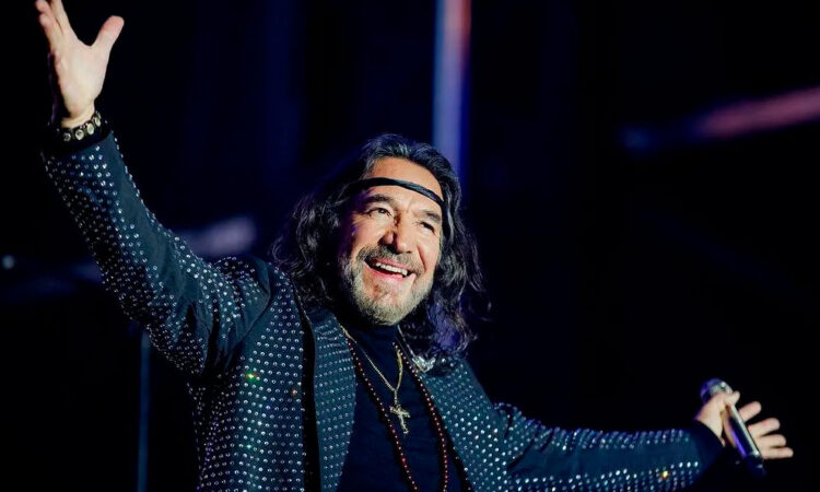 Marco Antonio Solís sorprende al bailar al ritmo de Kendrick Lamar