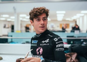 Franco Colapinto debuta con Alpine en pruebas de Barcelona