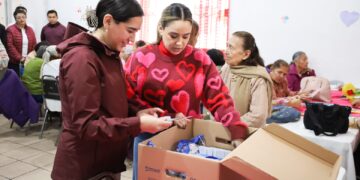 Recibe DIF Municipal equipo médico para beneficio de abuelitos