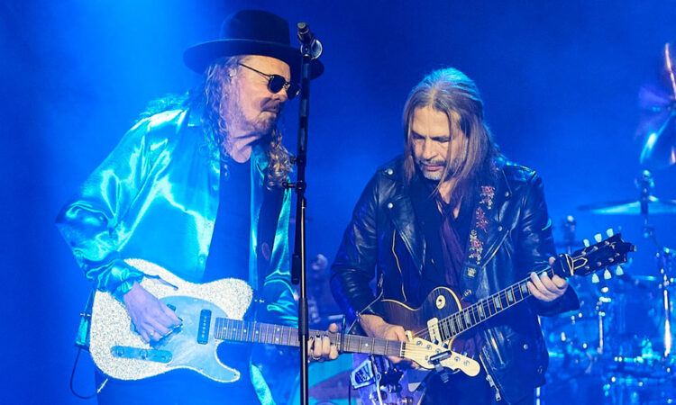 Maná, primera banda hispana nominada al Salón de la Fama