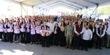 Arrancan Américo Villarreal y esposa la Colecta Anual 2025 de la Cruz Roja en Tamaulipas