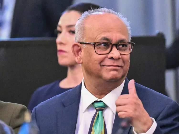 Albert Ramdin, canciller de Surinam, elegido secretario general de la Organización de Estados Americanos