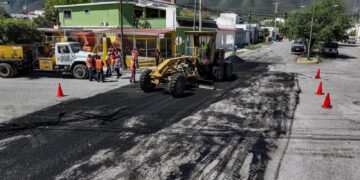 Anuncia Ayuntamiento de Victoria pavimentación y mejora de calles en más sectores