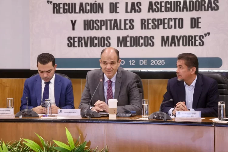 Necesario terminar abusos en contratación de seguro de gastos médicos mayores: PRI
