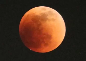 Luna llena de marzo 2025 a todo su esplendor la noche del 13 de marzo