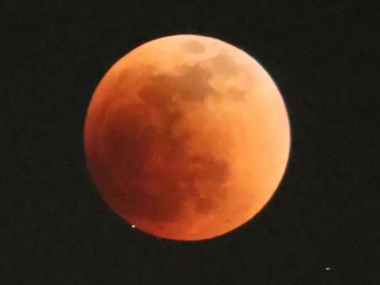 Luna llena de marzo 2025 a todo su esplendor la noche del 13 de marzo