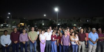 Gobierno de Victoria ilumina con modernas lámparas fraccionamiento Familias Fuertes.