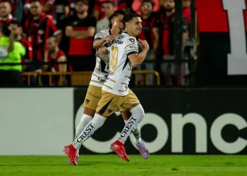 Pumas evita sorpresa de Alajuelense de Costa Rica en Concachampions