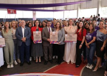 Impulsa la UAT más espacios para el desarrollo de la mujer