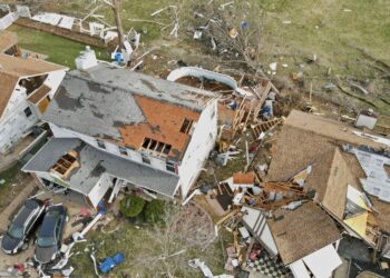 Tornados y vientos extremos dejan al menos 18 muertos en el sur de EU