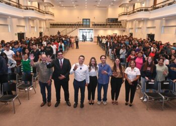 Imparte DIF Victoria conferencia a la comunidad estudiantil del ICEST