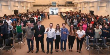 Imparte DIF Victoria conferencia a la comunidad estudiantil del ICEST