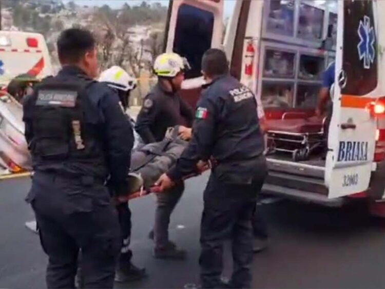 Fallecen 5 universitarios en autopista San Martín Texmelucan 