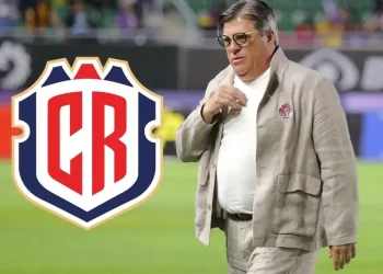 ‘Piojo’ Herrera brilla en su debut oficial con Costa Rica; golean 7-0