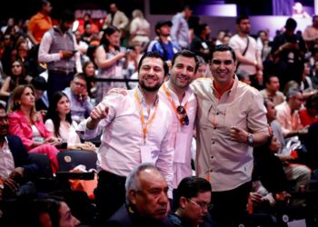 Colosio Jr. prácticamente se destapa por MC para 2030 en aniversario luctuoso de su padre