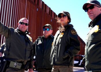 Sheinbaum se reunirá con secretaria de Seguridad Nacional de EU Kristi Noem