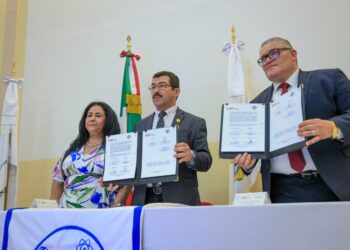 Preside rector Dámaso Anaya firma de convenio UAT y TRIELTAM