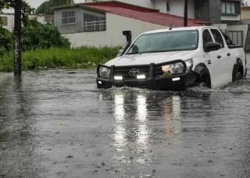 Alertan por lluvias intensas y posible formación de tornados en Nuevo León, Coahuila y Tamaulipas