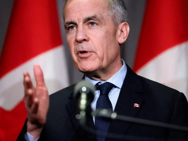 Impone EU aranceles de 25% a importaciones de automóviles de Canadá