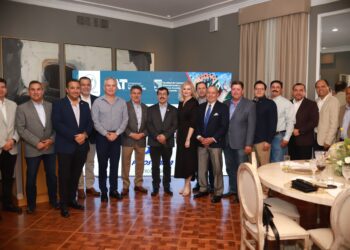 Presenta rector de la UAT nueva Licenciatura en Autotransporte de Carga en Nuevo Laredo