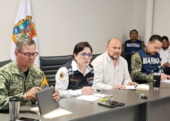 Auxilian a mil 937 personas y remolcan 263 vehículos en emergencia por inundación en Reynosa