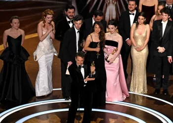 ‘Anora’ triunfa como la Mejor Película en la Edición 97 de los Premios Oscar