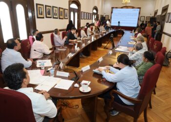 Acuerdan Municipio y CFE proyecto en beneficio de 116 mil usuarios.
