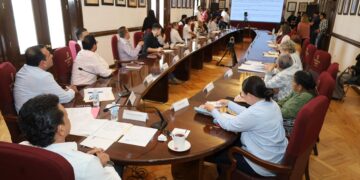 Acuerdan Municipio y CFE proyecto en beneficio de 116 mil usuarios.