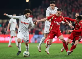 ‘Chino’ Huerta y Anderlecht logran valioso triunfo en Liga Danesa