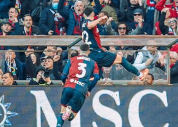 Johan Vásquez rescata un punto para el Génova ante Empoli