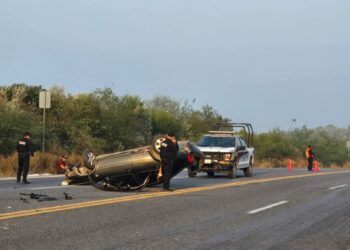 Vuelca auto en la carretera Victoria-Matamoros en tramo Padilla-Jiménez
