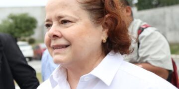 Avanza operativo de canje de placas y verificación 2025 para vehículos del Gobierno del Estado