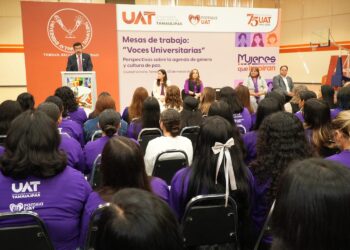 Dámaso Anaya inaugura en la UAT foro sobre igualdad de género y cultura de paz