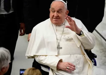 Papa Francisco sufre 2 episodios de insuficiencia respiratoria; requirió ventilación mecánica