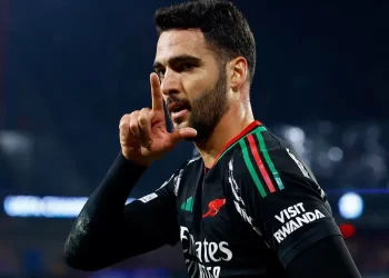 Arsenal golea 7-1 a PSV de Países Bajos en Champions League