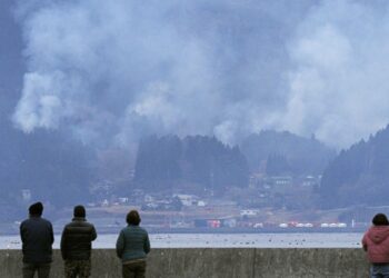 Japón enfrenta su peor incendio forestal en 50 años; arrasa 2 mil 600 hectáreas